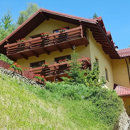 Homestay Pod Magura